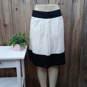 NWT Banana Republic A-Line Skirt Cream with Black